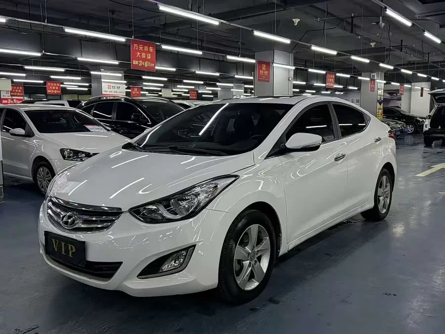 Hyundai Elantra