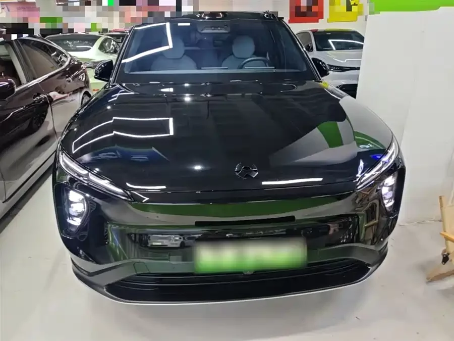 NIO ES6
