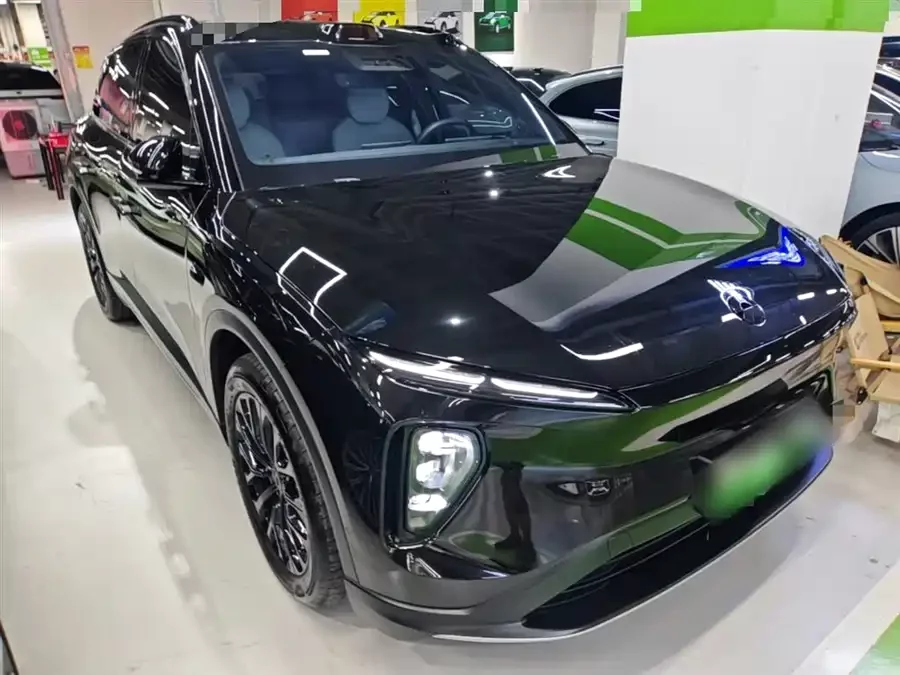 NIO ES6
