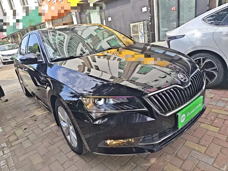 Skoda SuperB