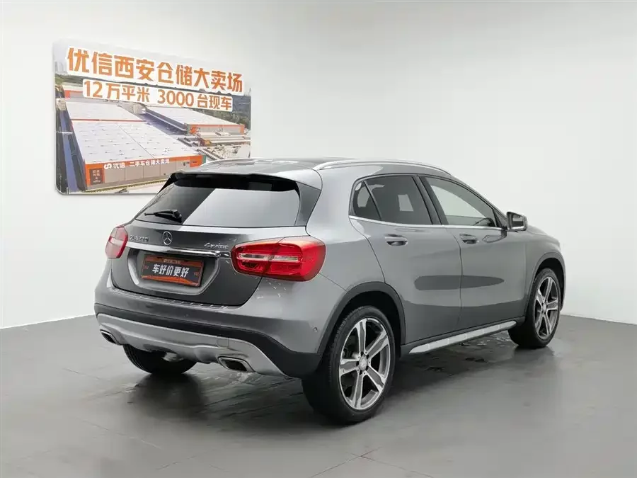 Mercedes Benz GLA