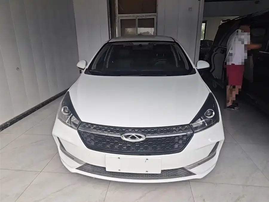 Chery Arrizo 5