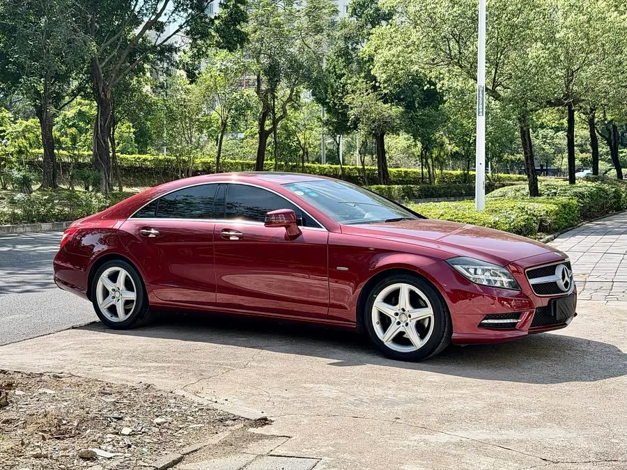Mercedes Benz CLS