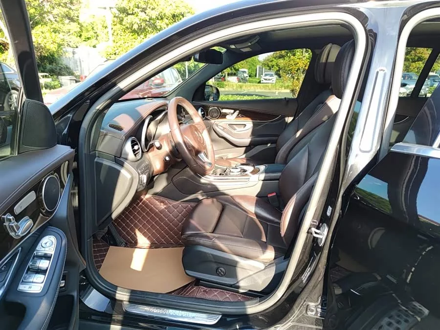 Mercedes Benz GLC