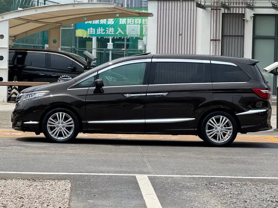 Honda Elysion