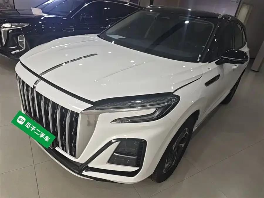 Hongqi HS3