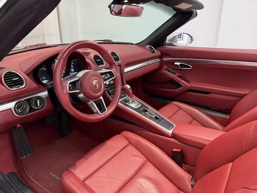 Porsche 718