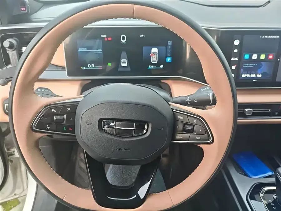 Geely ICON