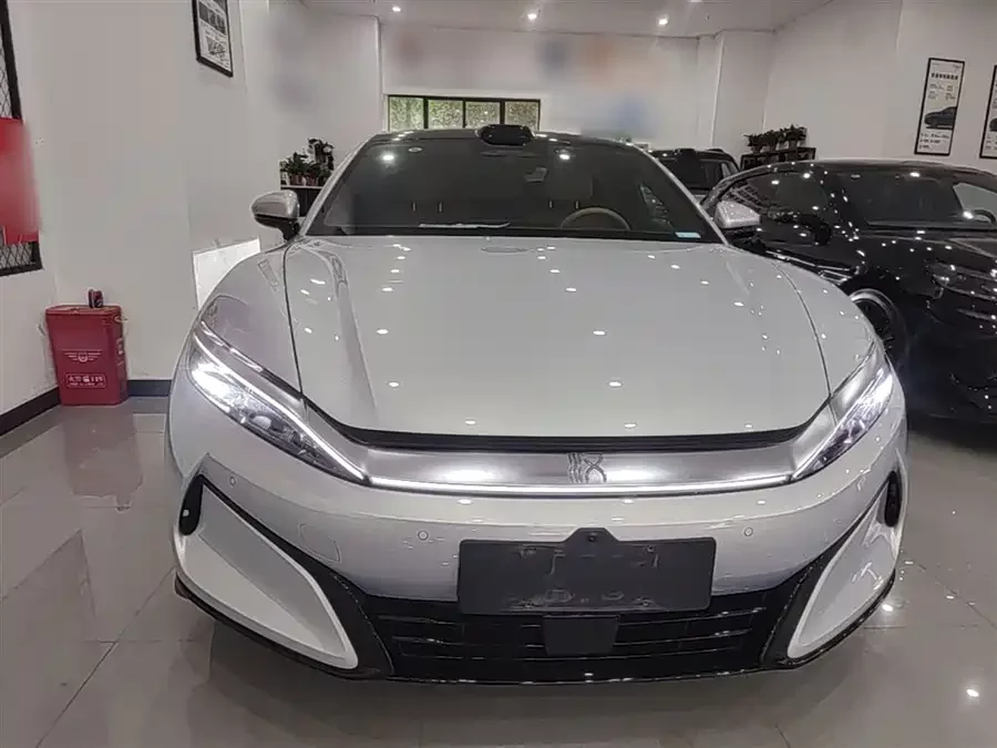 BYD Han L