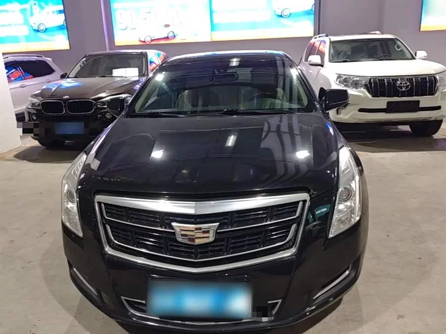 Cadillac XTS