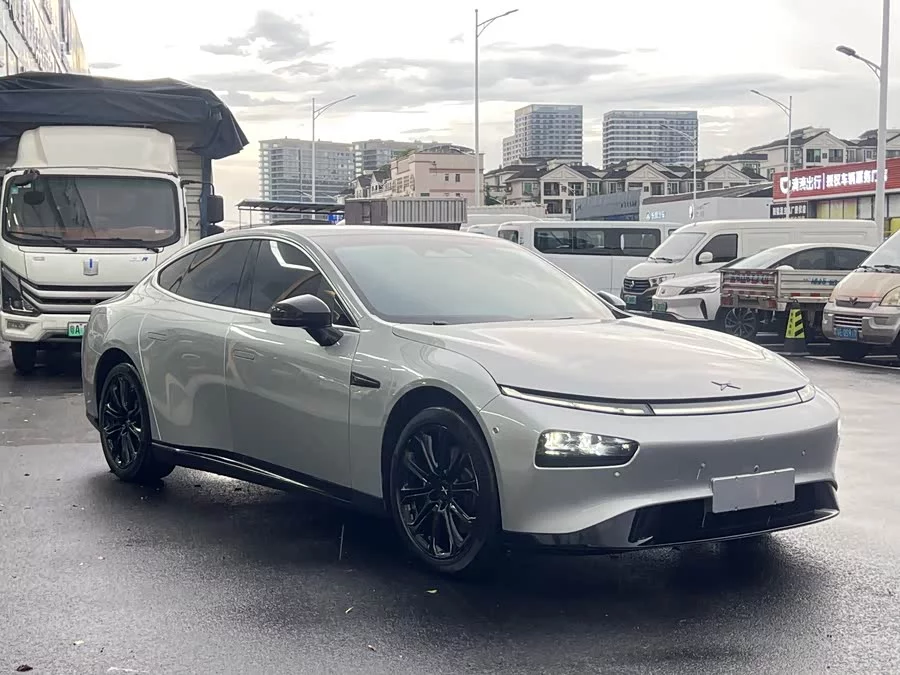 Xpeng P7