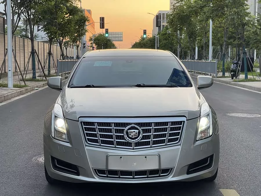 Cadillac XTS