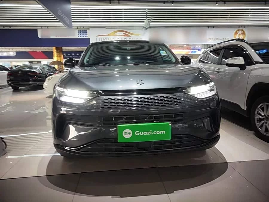 Leapmotor C11