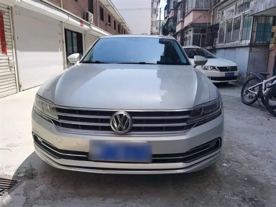 Volkswagen Phaeton / Phideon