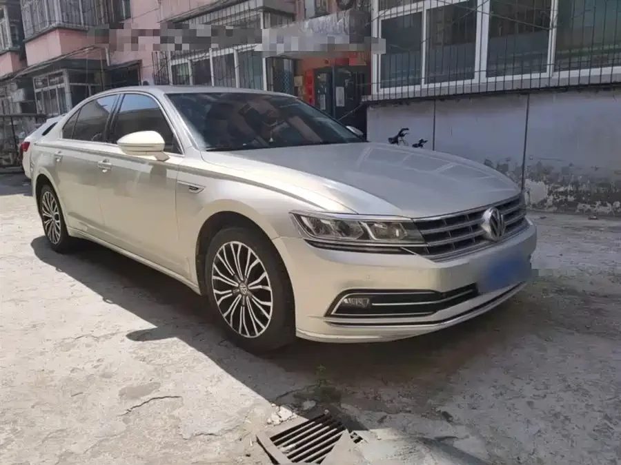 Volkswagen Phaeton / Phideon