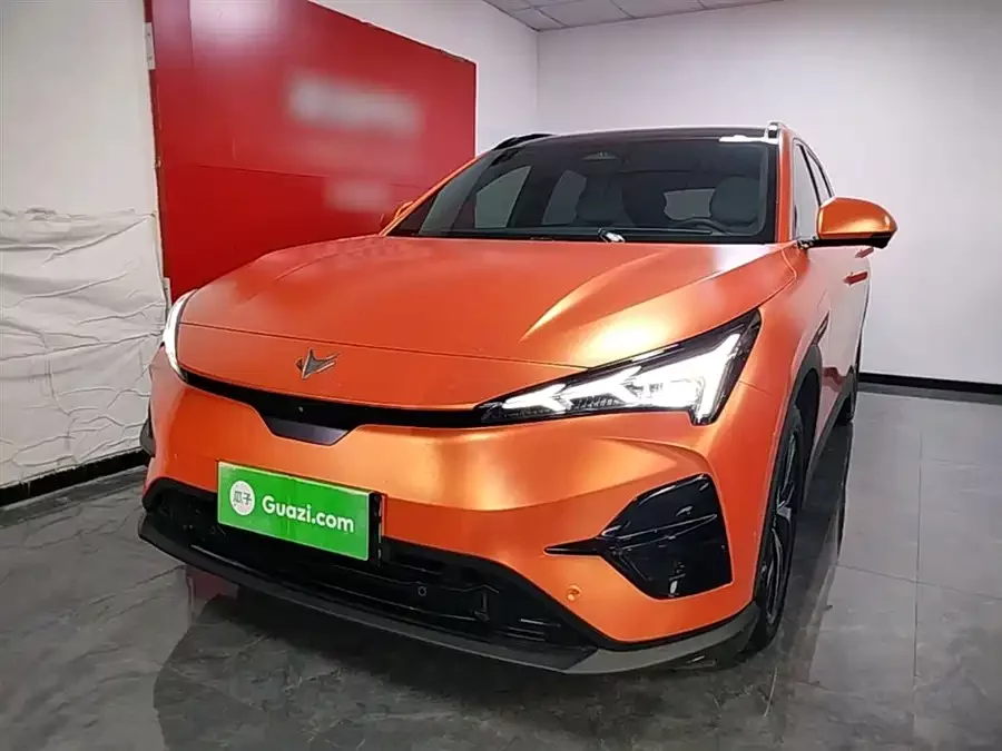 ARCFOX Alpha T5