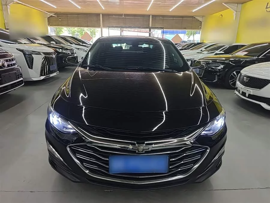 Chevrolet Malibu XL