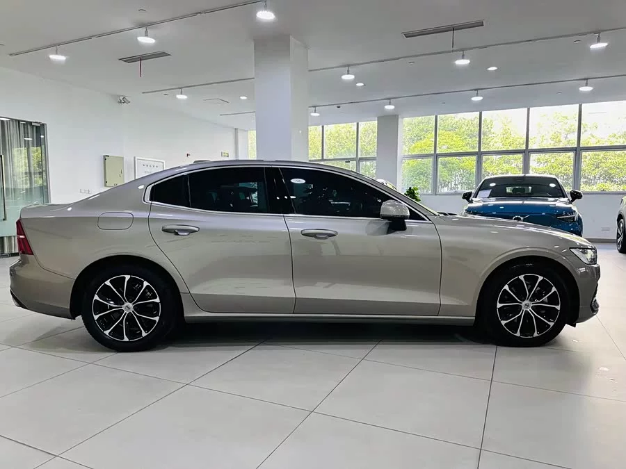 Volvo S60