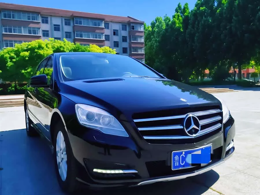 Mercedes Benz R-rated