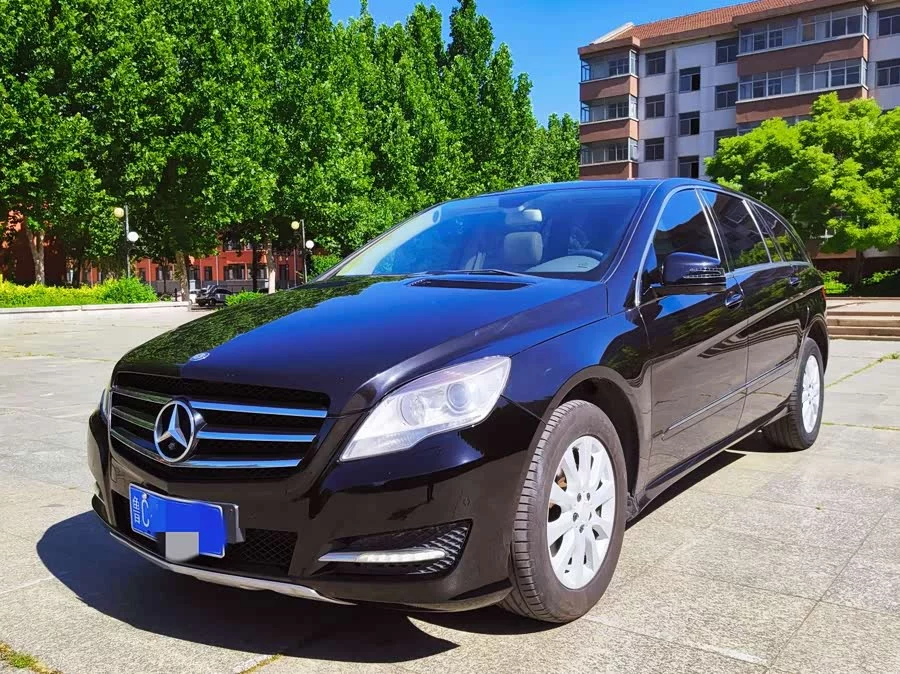 Mercedes Benz R-rated