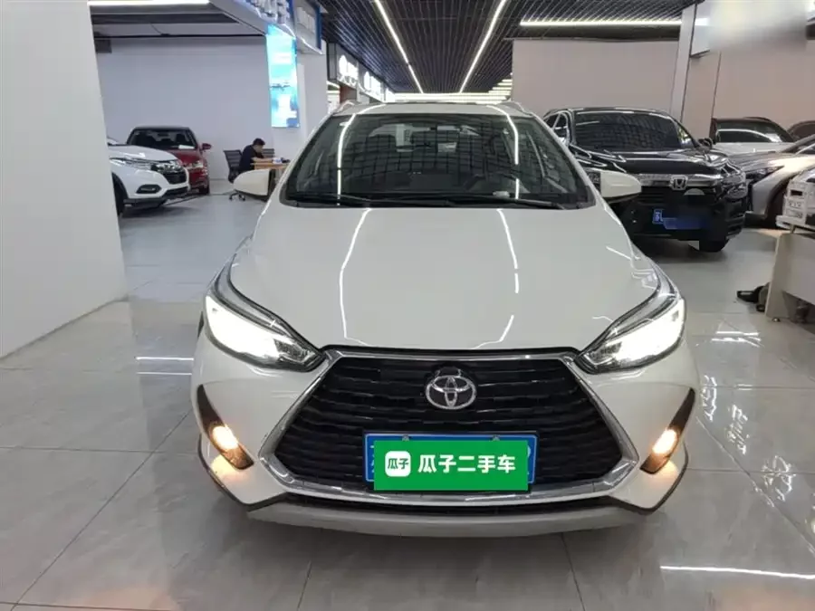 Toyota YARiS L