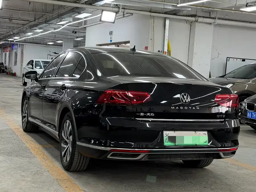 Volkswagen Magotan PHEV