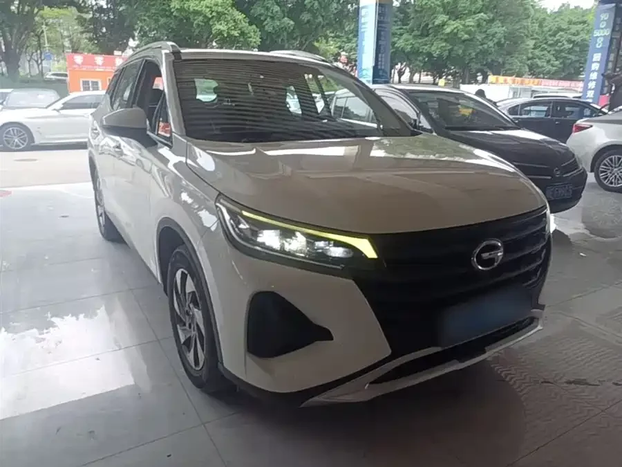 GAC Trumpchi GS4
