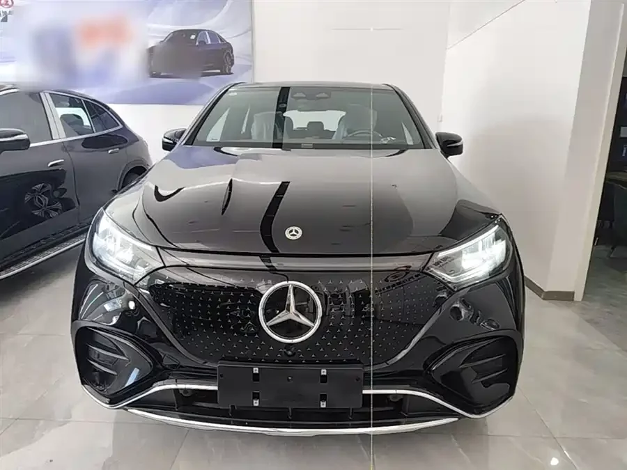 Mercedes Benz EQE SUV