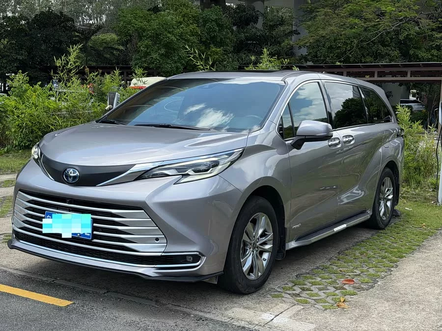 Toyota SIENNA