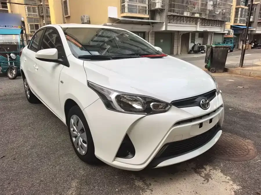 Toyota YARiS L Enjoy