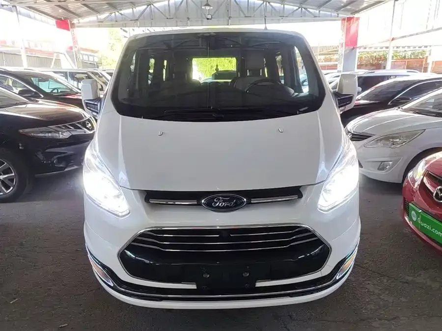 Ford Tourneo