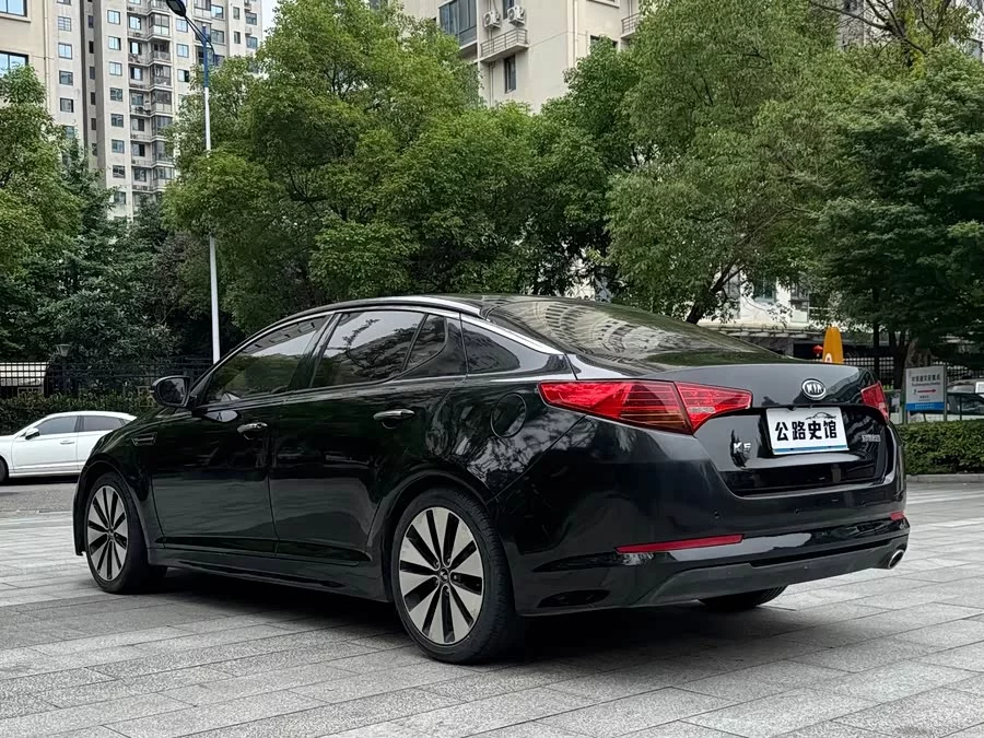 Kia K5