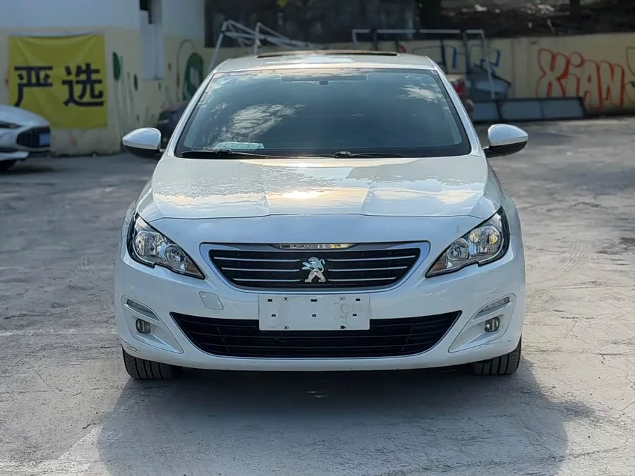 Peugeot 408
