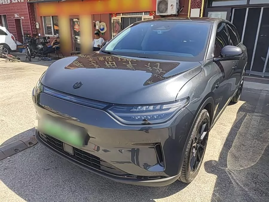 Leapmotor C11
