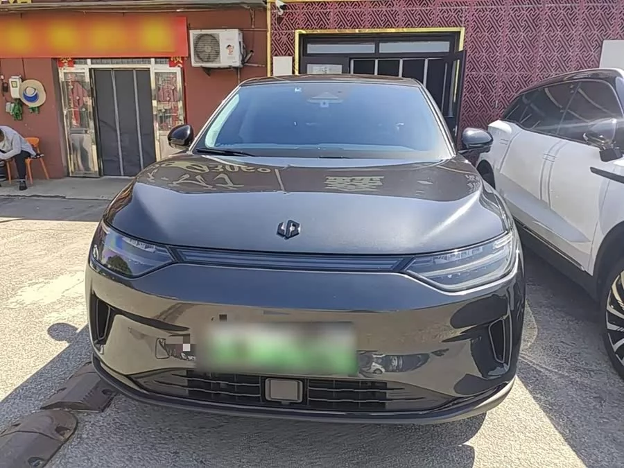 Leapmotor C11