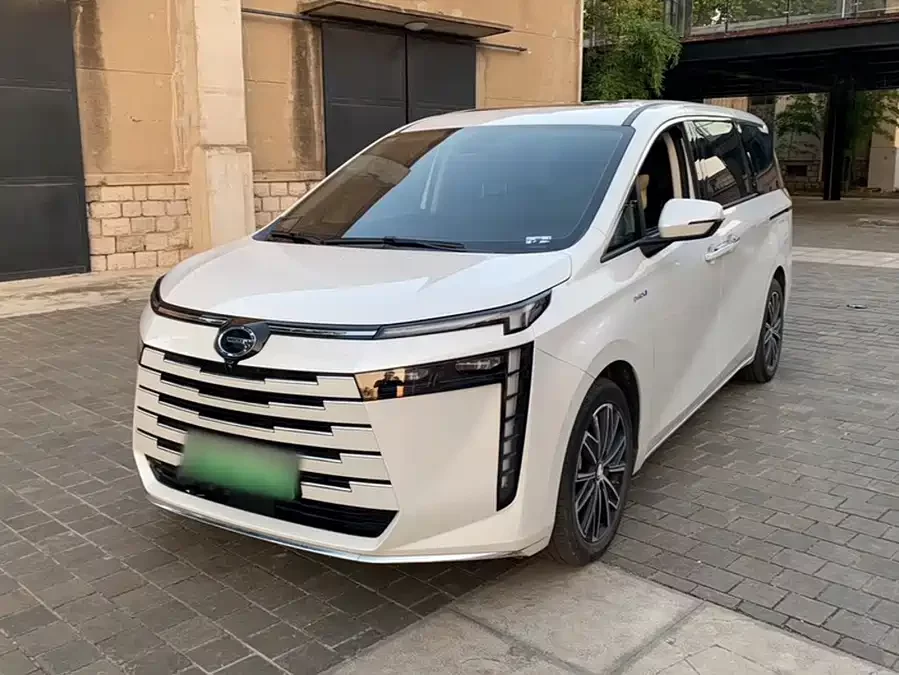 GAC Trumpchi E8 PHEV