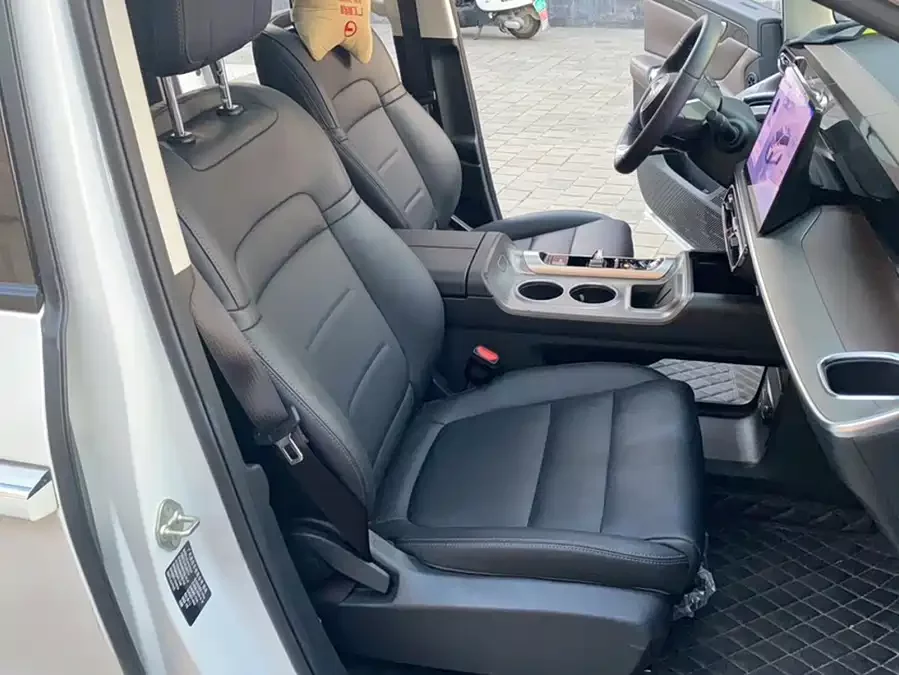 GAC Trumpchi E8 PHEV
