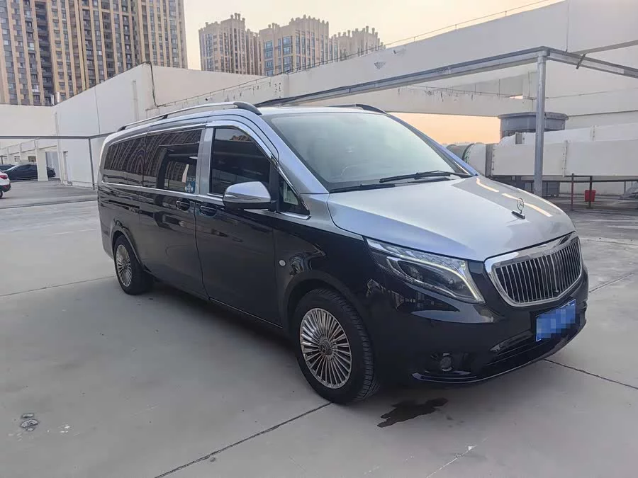 Mercedes Benz Vito