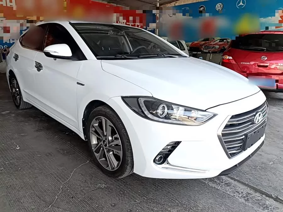 Hyundai elantra