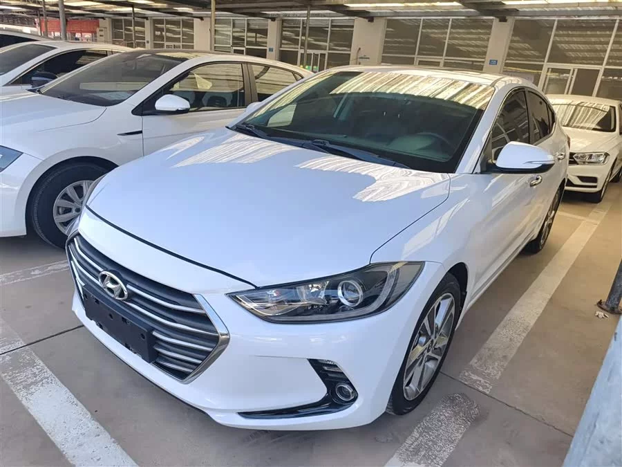Hyundai elantra