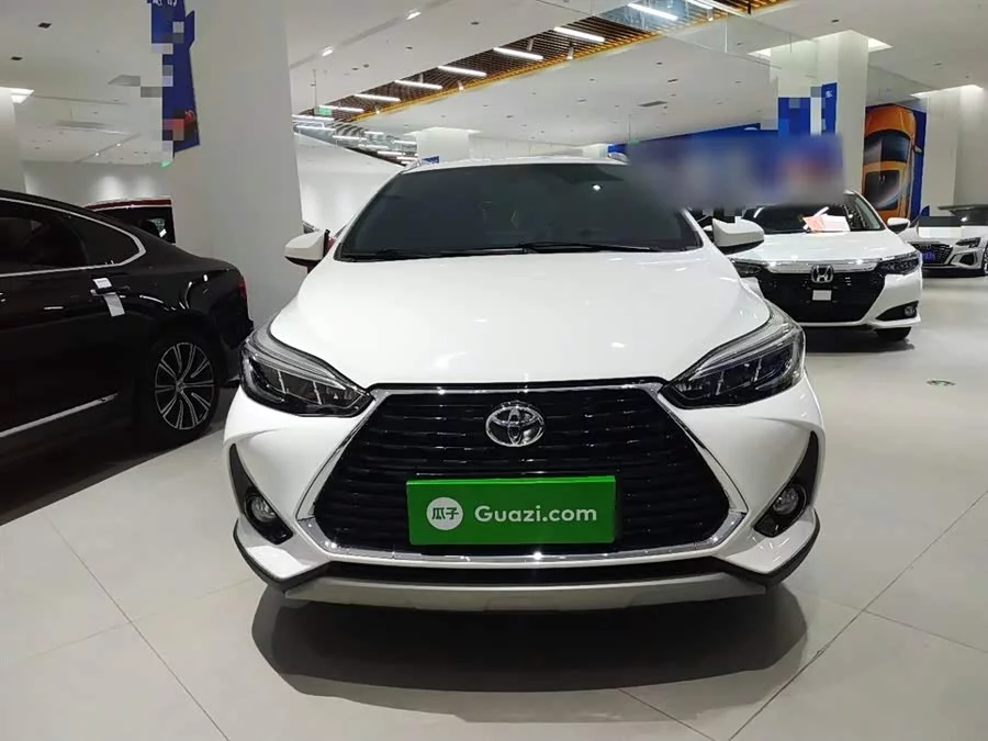 Toyota YARiS L
