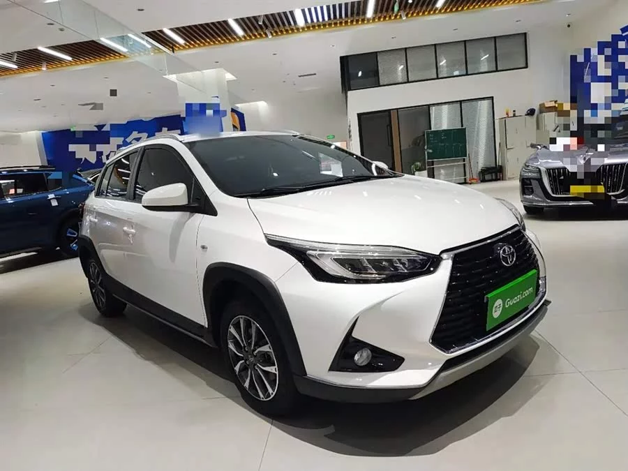 Toyota YARiS L