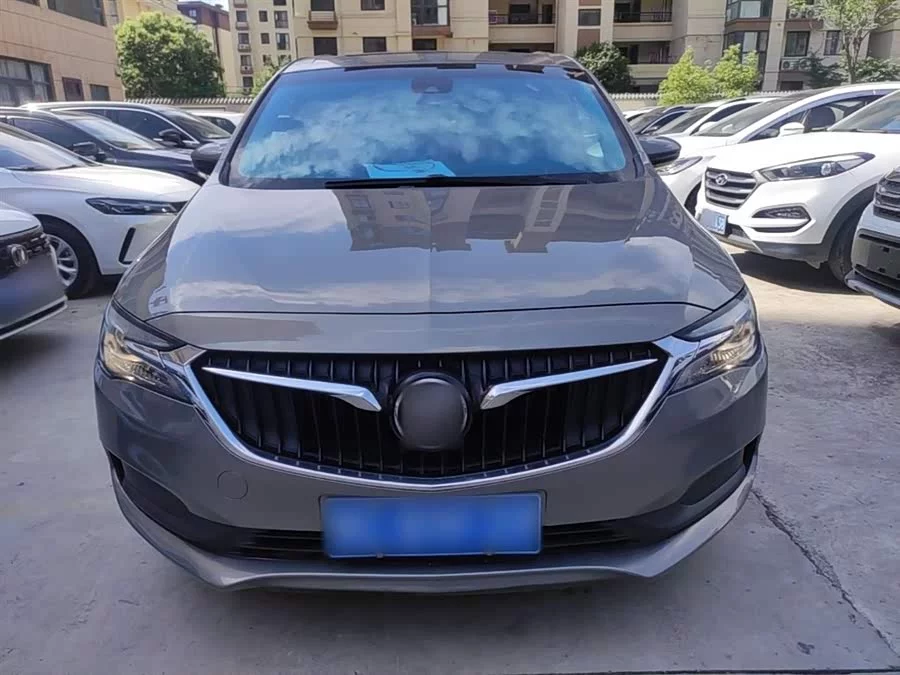 Buick GL6