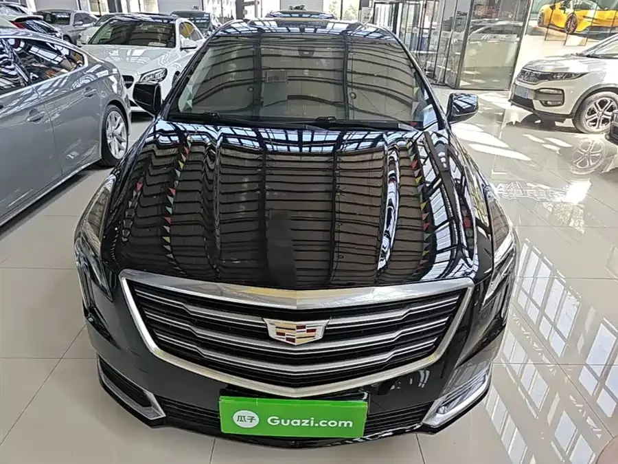 Cadillac XTS
