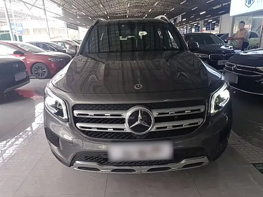 Mercedes Benz GLB