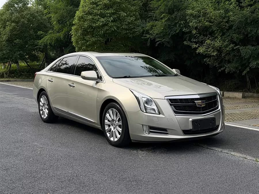 Cadillac XTS