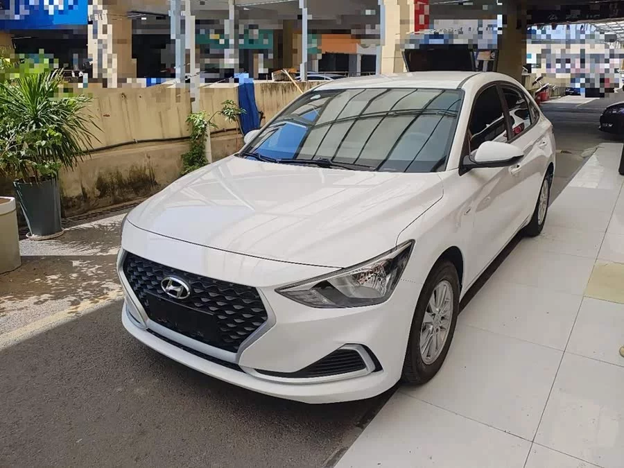Hyundai Elantra / Celesta