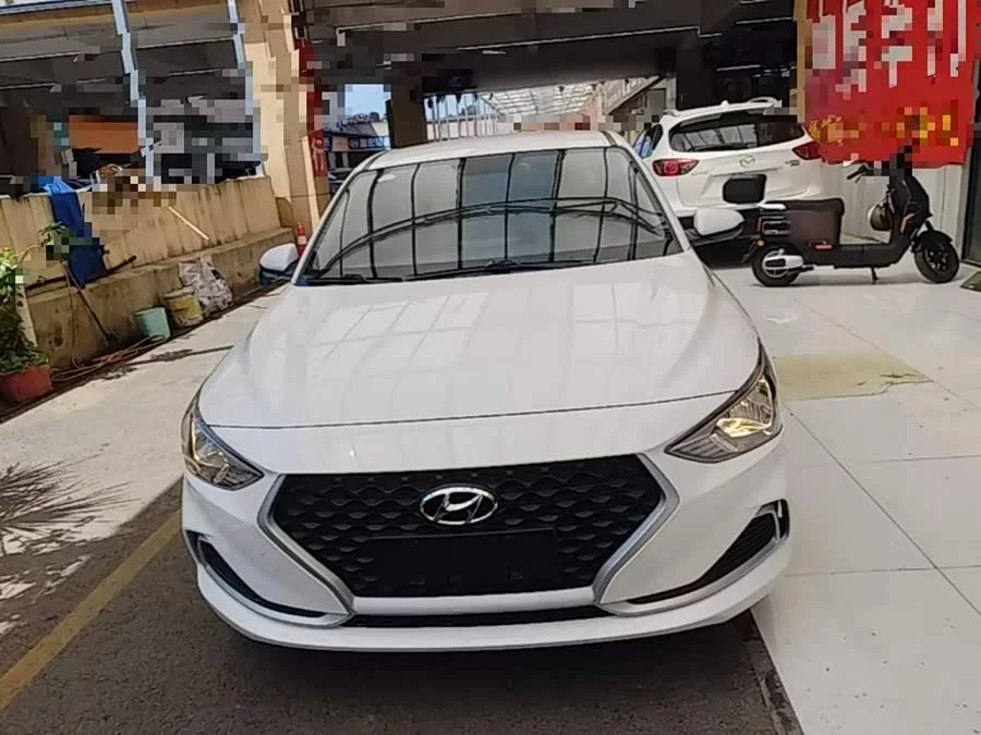 Hyundai Elantra / Celesta