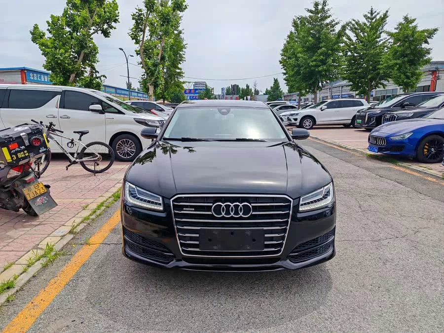 Audi A8