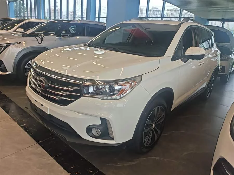 GAC Trumpchi GS4